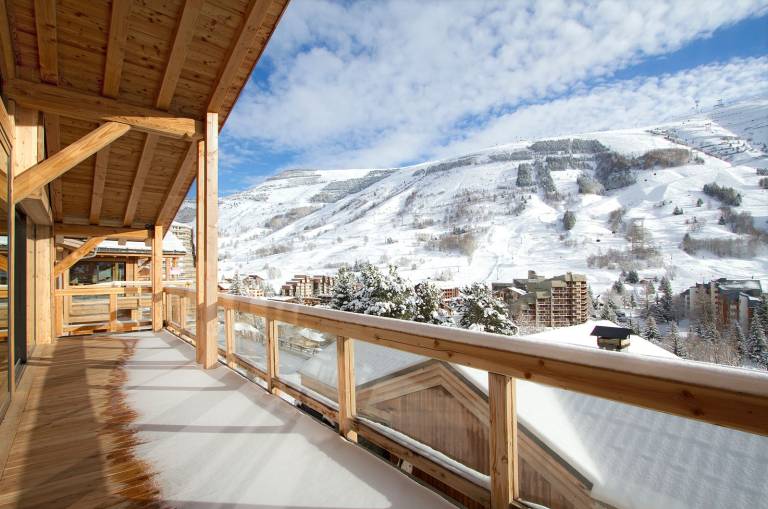 Chalet with jacuzzi, sauna & terrace | Mountain view — photo 4