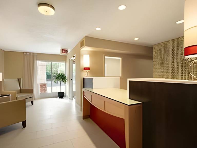 MainStay Suites Raleigh - Cary — photo 2