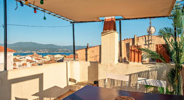 Holiday apartment with 2 rooms for 4 persons — photo 3