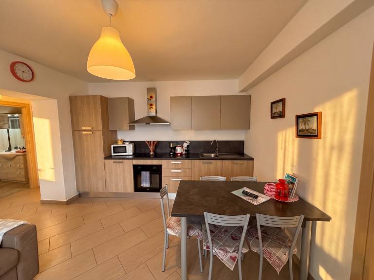 Rental apartment with patio, garden & pool — photo 3