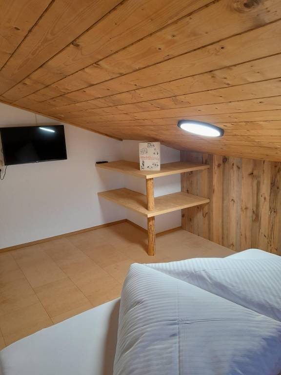 Vacation home with terrace, garden & sauna — photo 2