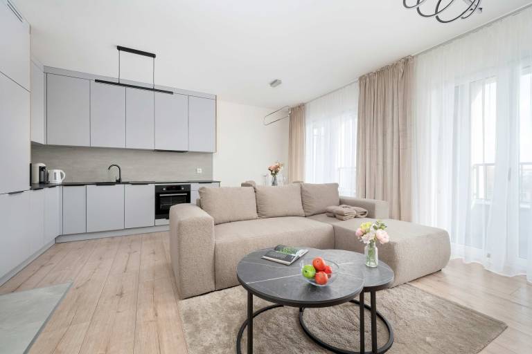 Kajdasza 1A Wroc aw Luxury Sky Jagodno Apartment with Jacuzzi Parking Terrace — photo 2