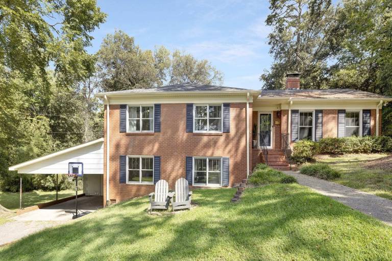 House Ashbrook - Clawson Village