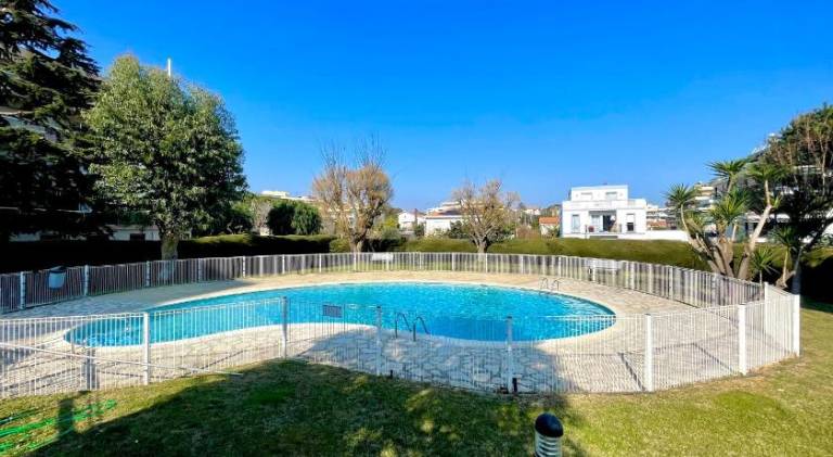 Rental apartment with pool — photo 5
