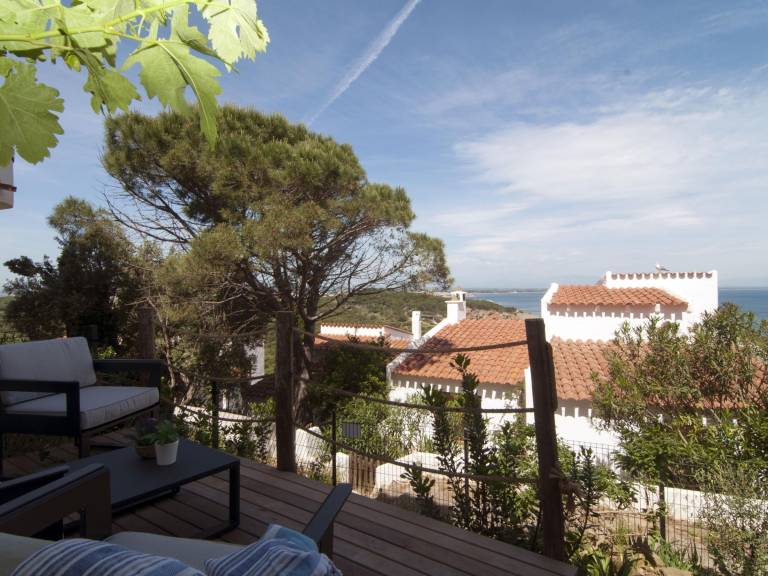 Beautiful Modern House 500m from Beach with A/C and Wifi — photo 5