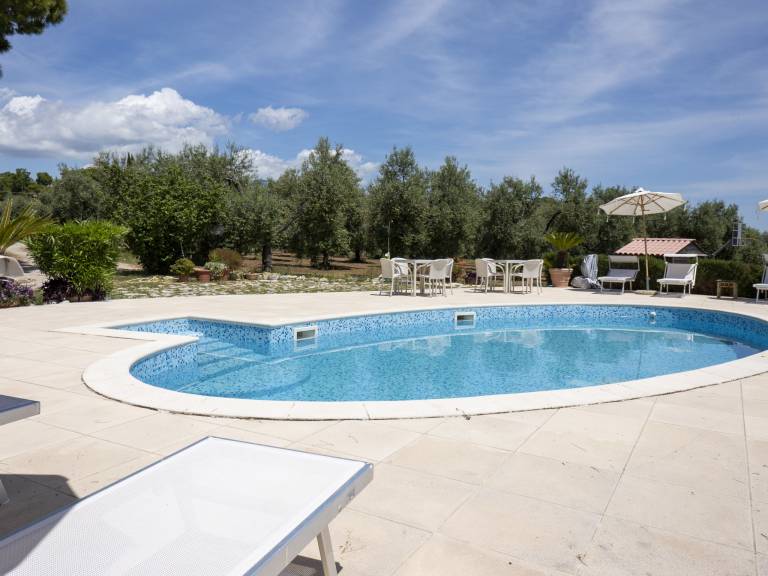 Fully equipped wonderful rental apartment with terrace, barbecue & pool | Sea view | Dogs allowed — photo 2