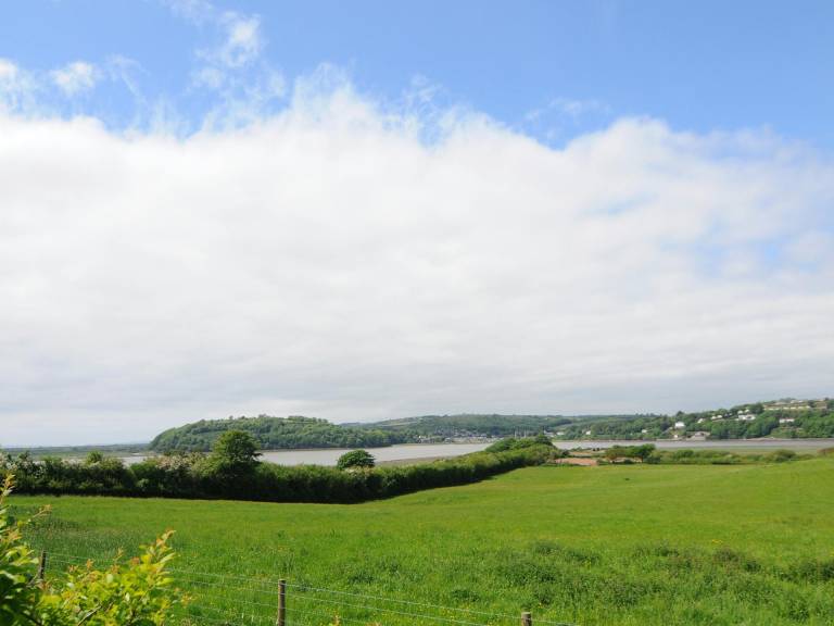Cottage with garden | Water view — photo 2