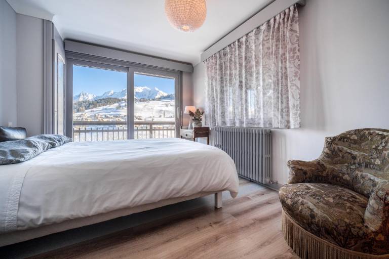 Pleasant chalet with terrace | Pet-friendly — photo 2