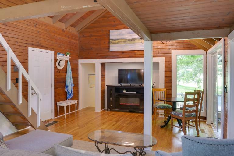 Cozy Tennessee Cabin w/ Deck, Grill & Fire Pit! — photo 5