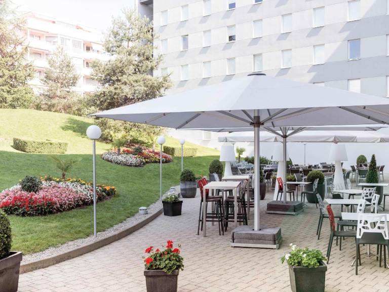 Novotel Suites Genève Aéroport in Meyrin