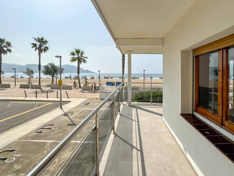 Holiday apartment with terrace — photo 4
