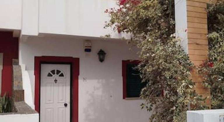Fully equipped vacation home with barbeque, garden & terrace | Dogs allowed in Olhao