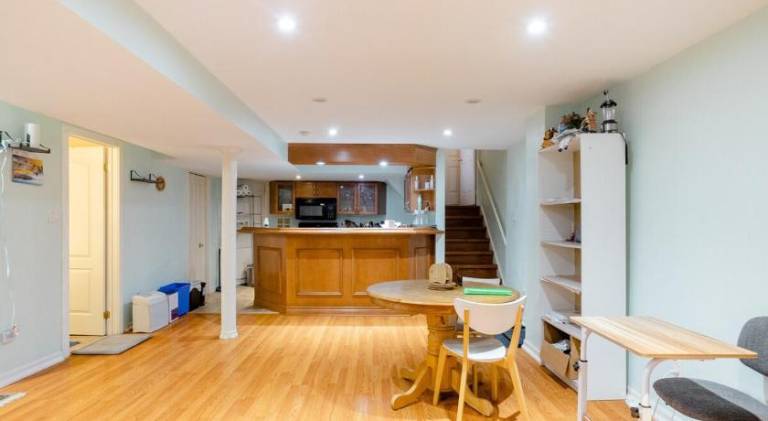 Large Guest suite with bathroom, vegetarian kitchen — photo 3