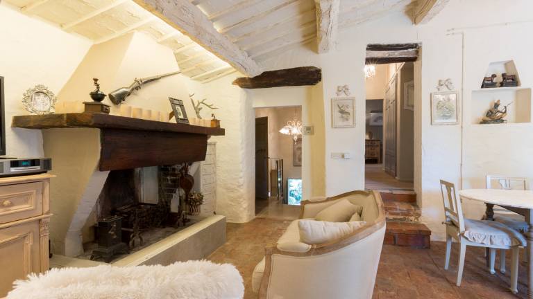 Fully equipped villa with garden, private pool & barbeque | Garden view | Suitable for remote work | Pets allowed — photo 5