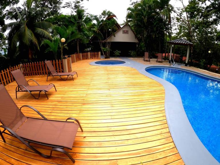 EL SUENO TROPICAL HOTEL in Puerto Carrillo
