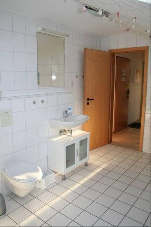 Ferienwohnung "Orther Hafenblick" – Komfortabler Meerblick und familienfreundliche Ausstattung — photo 2