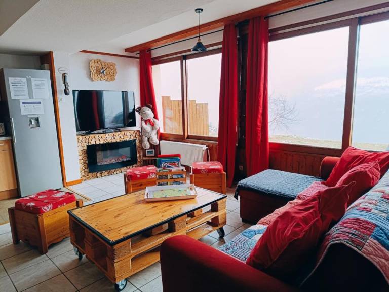Family-friendly lovely holiday apartment with yard, terrace & BBQ | Panoramic view | Pet-friendly — photo 5