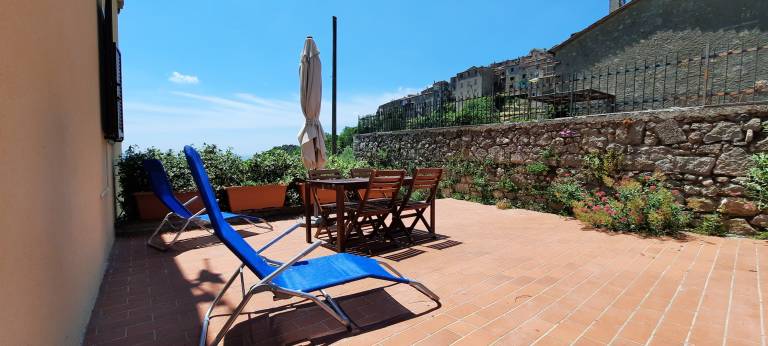 Child-friendly ample villa with patio, garden & grill | Mountain view | Pet-friendly — photo 3
