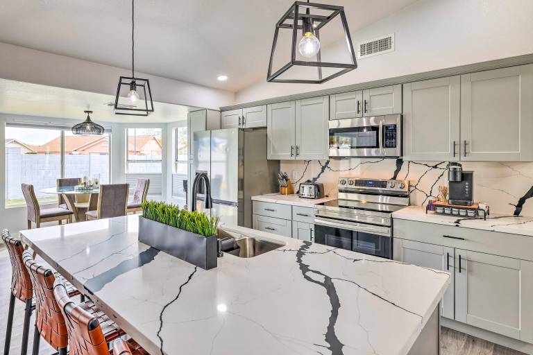 Pet Friendly Glendale Getaway Near Westgate