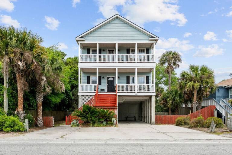 House  Folly Beach