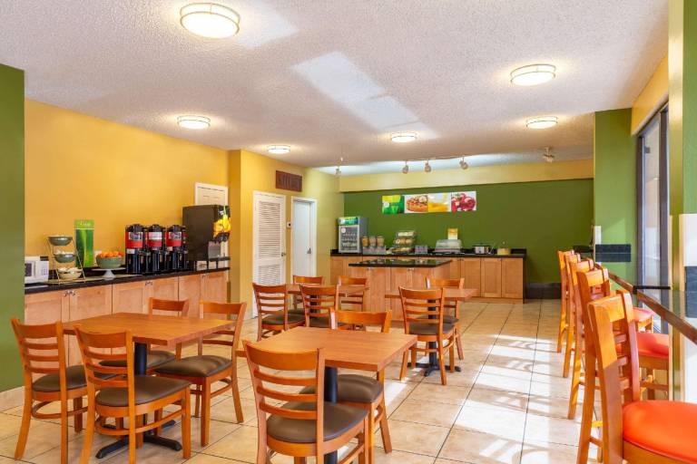 Quality Inn at Arlington Highlands — photo 5