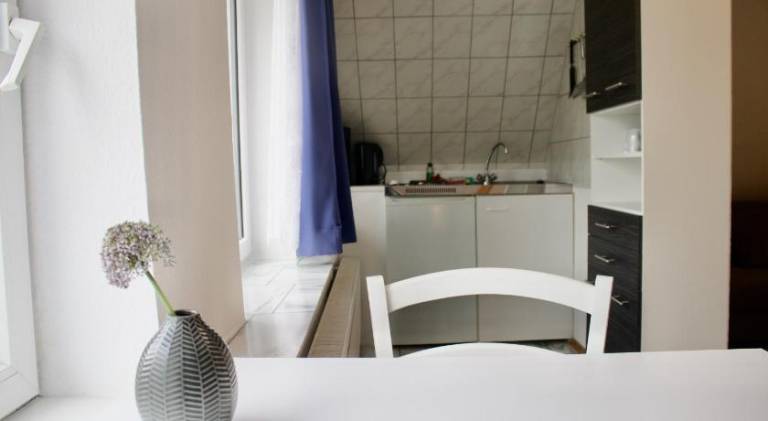 Rental apartment with 2 rooms for 6 persons — photo 4