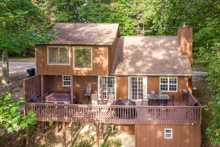 Chalet Smithville