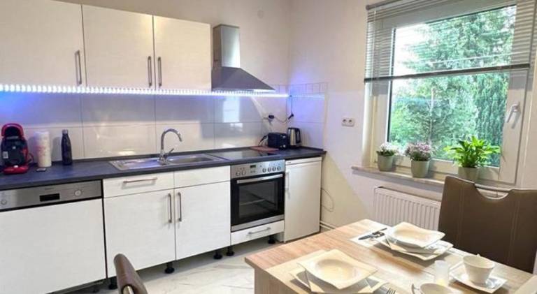 Holiday apartment with 2 rooms for 6 persons — photo 3