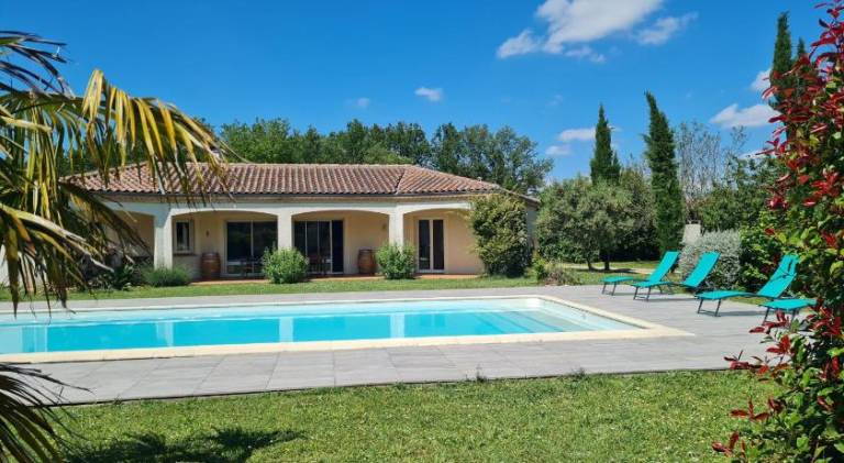 Big villa with pool & jacuzzi | Pets are welcome in Montauban