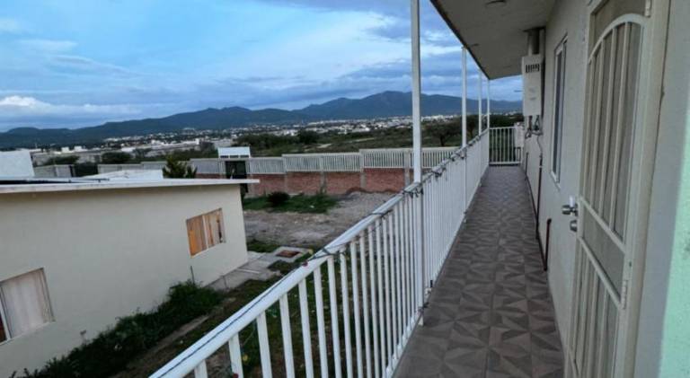 Rental apartment with terrace — photo 3