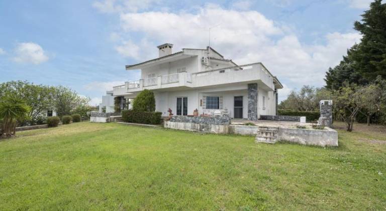 Villa  Pallini