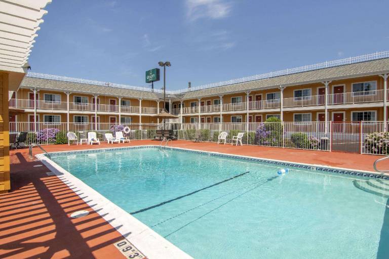 Quality Inn Central Roseburg — photo 2