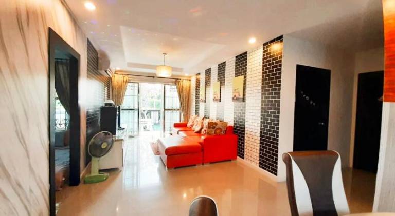Villa with pool | Pet-friendly — photo 5