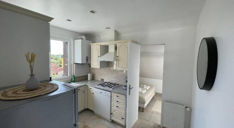 Apartment with 2 rooms for 6 persons — photo 3