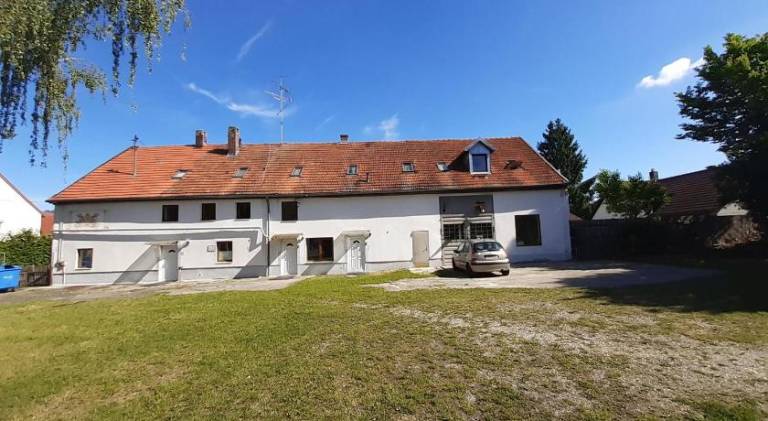 2-Rent Group Hostel Rooms&Apartments EVE168 in Munich