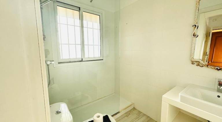 Holiday apartment with yard & pool | Close to the beach | Pets allowed — photo 4