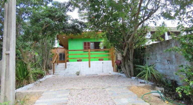 Vacation home | Close to the beach | Dogs allowed in Imbituba