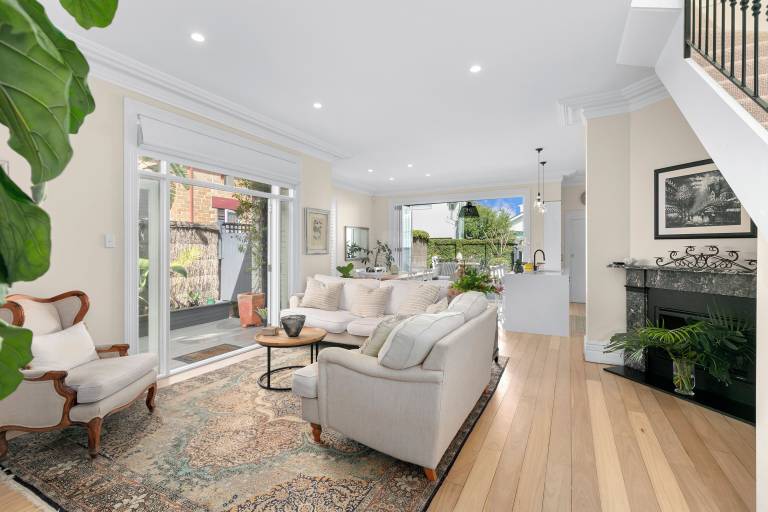 House  Manly