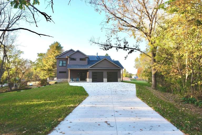 House Apple Canyon Lake