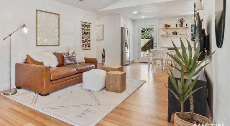 House with 4 rooms for 8 persons in Austin, TX