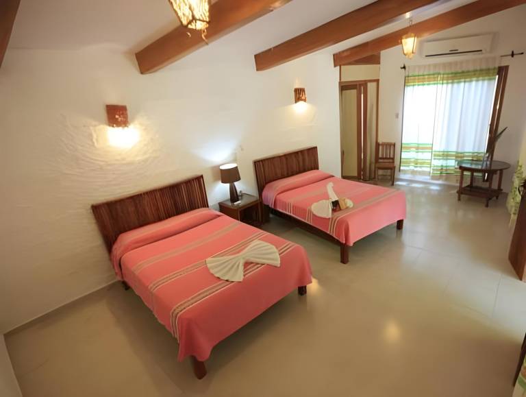 Hotel La Aldea del Halach Huinic