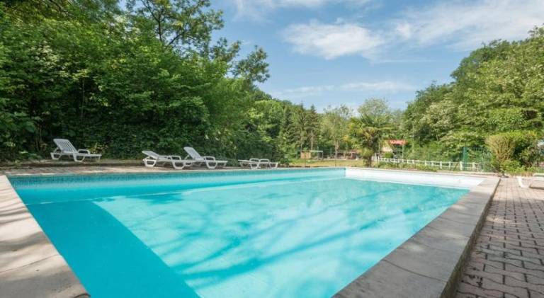 Logis Hotel La Cascade - Lyon Nord — photo 2