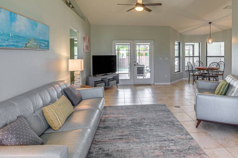 Walk to Beach! Palm Coast Oasis w/ Pool — photo 5