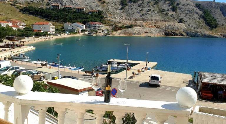Holiday apartment with garden & patio | Pets are welcome in Novalja