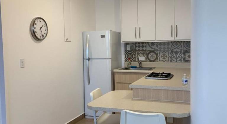 Dali Suites -Accommodations in Playas de Tijuana — photo 4