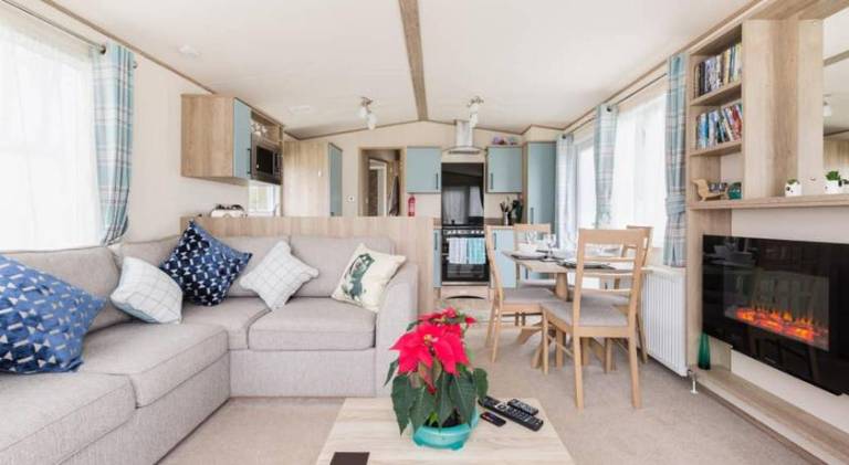 House with pool in Cirencester