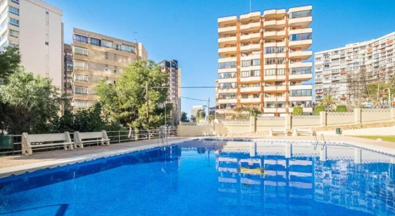 Holiday apartment with pool — photo 4