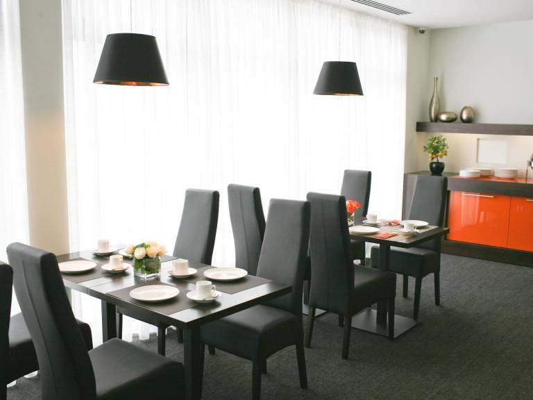 City Park Hotel by C. H.M — photo 4