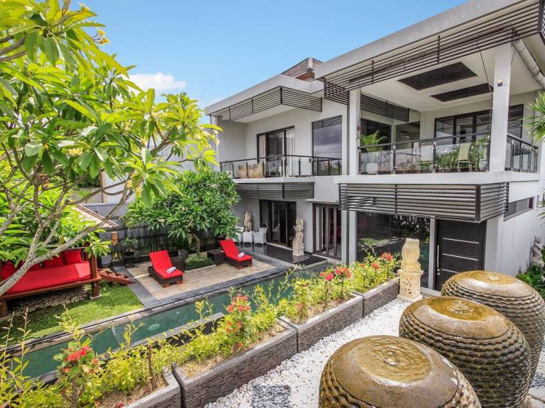 600 m&sup2; Villa