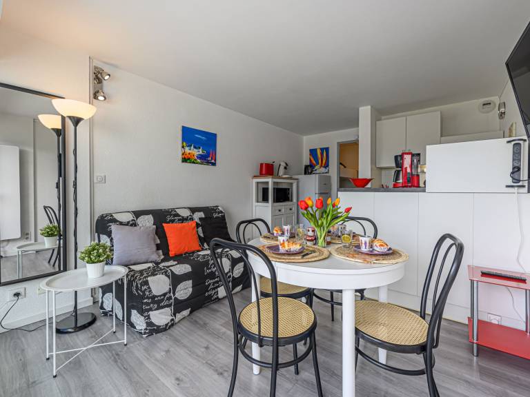 Fully equipped apartment with heated pool | Next to the beach | Pets are welcome — photo 5